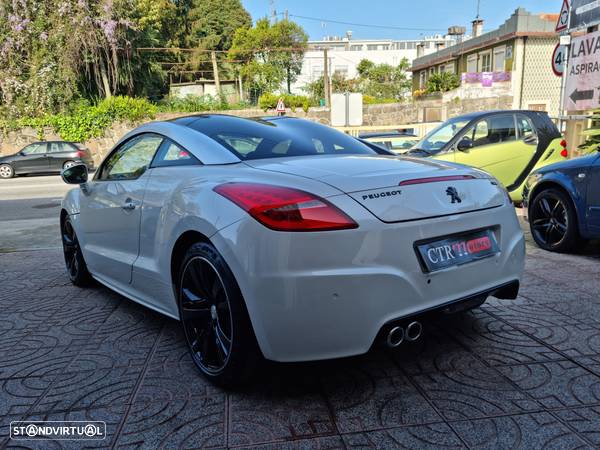 Peugeot RCZ 2.0 HDi 135g - 12