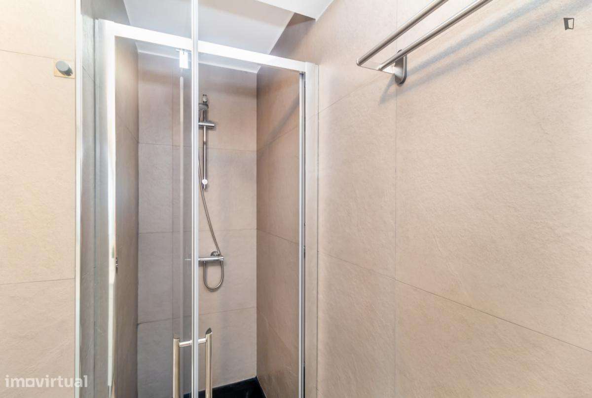 Quarto - localizado em Marvila Lisbon - Grande imagem: 4/15