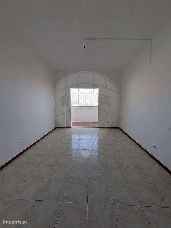 Apartamento T2 para arrendamento - Grande imagem: 3/15