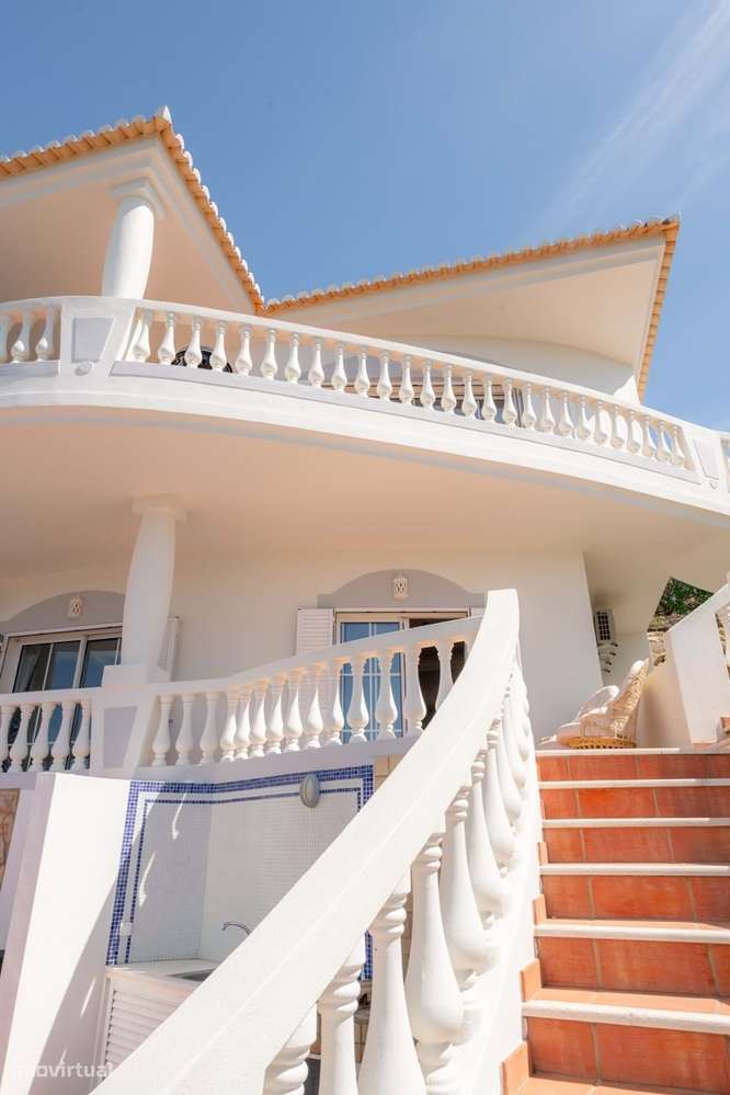 Grande propriedade de golfe com vistas panorâmicas-30