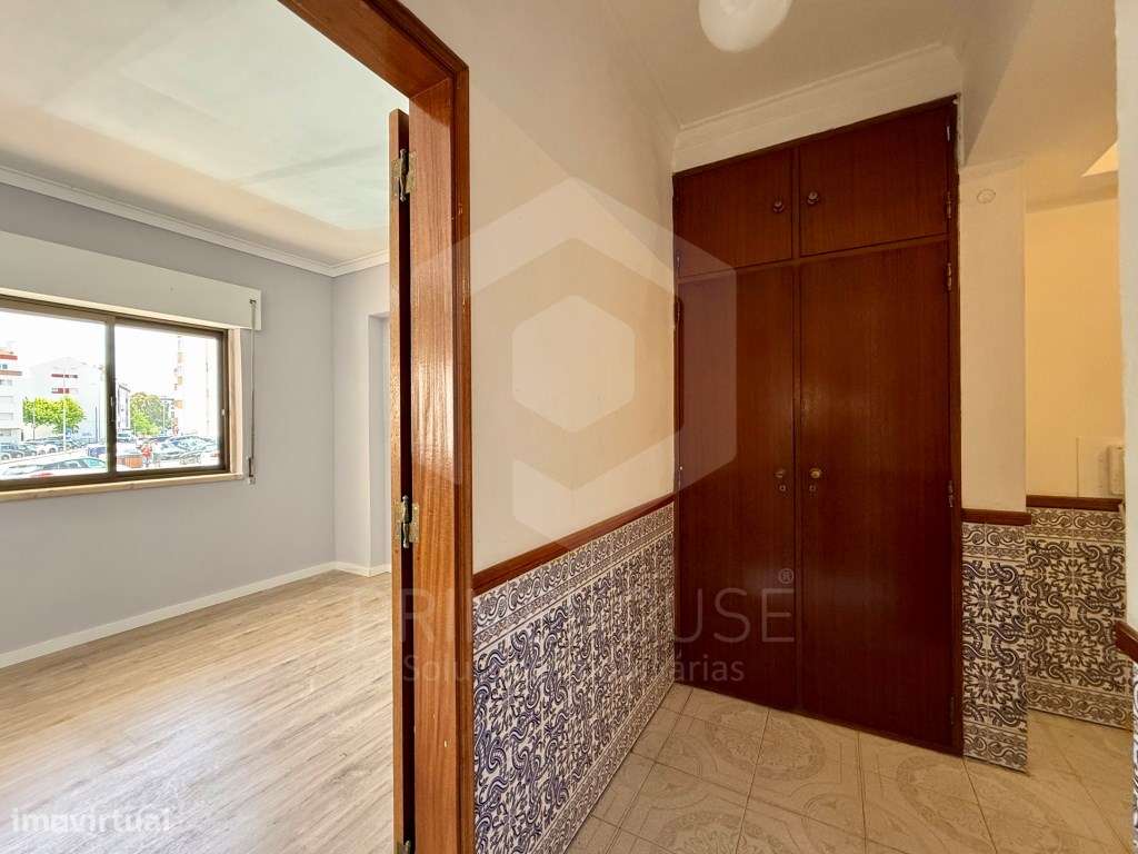 Apartamento T1 Rés do Chão no Seixal, Amora.-28