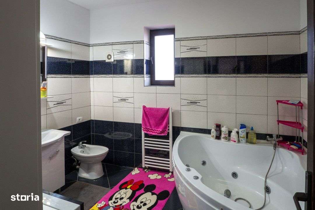 Vila S+P+2+M 520mp luminoasa si spatioasa si curte 300mp Voluntari Ilf-9