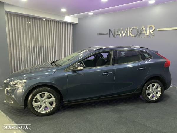 Volvo V40 Cross Country 2.0 D2 Momentum - 9