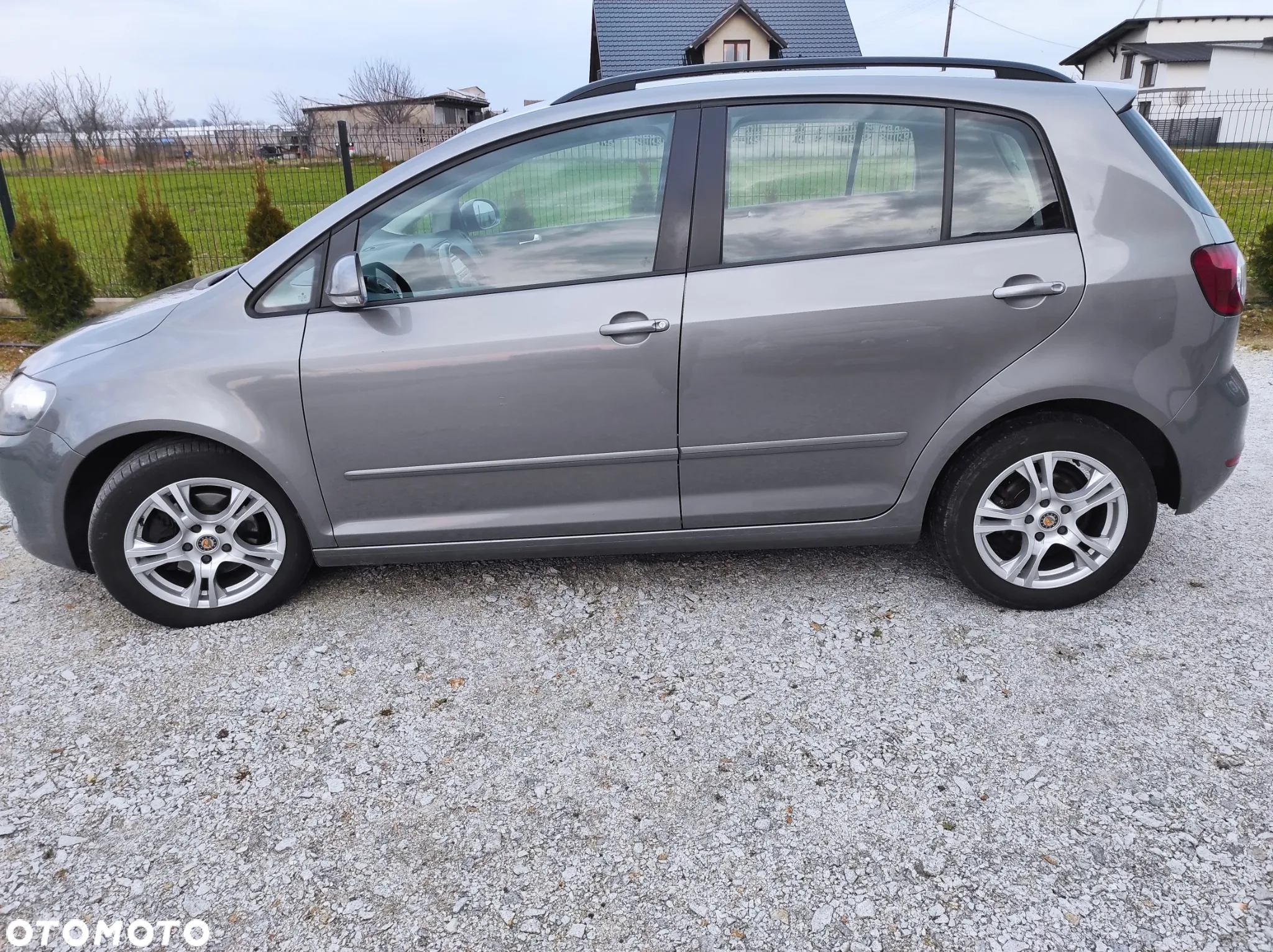 Volkswagen Golf Plus 1.6 TDI BlueMot Comfortline - 7