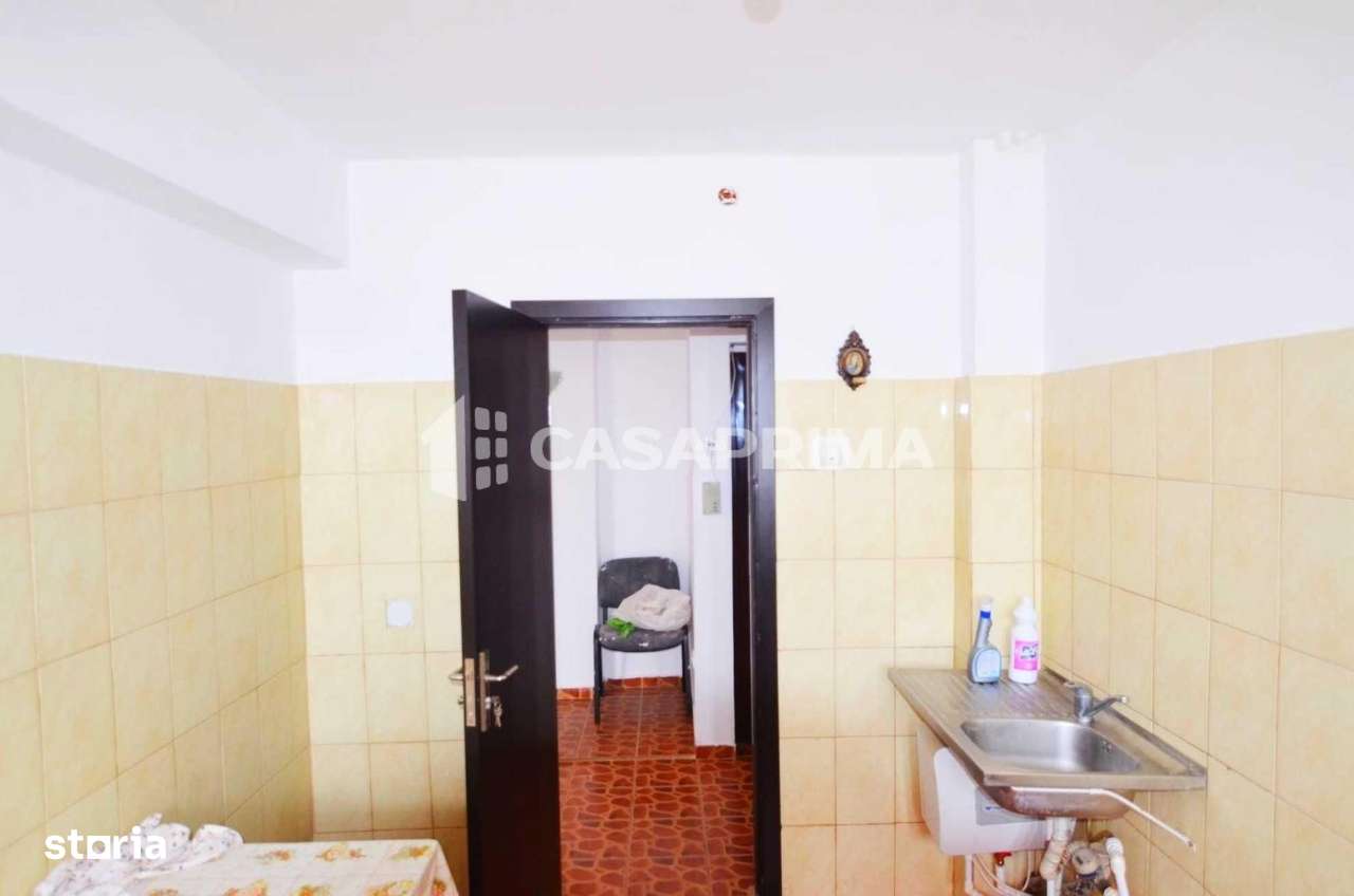 Apartament 2 camere Podu Ros, etaj intermediar, mutare imediata - Imagine principală: 5/7