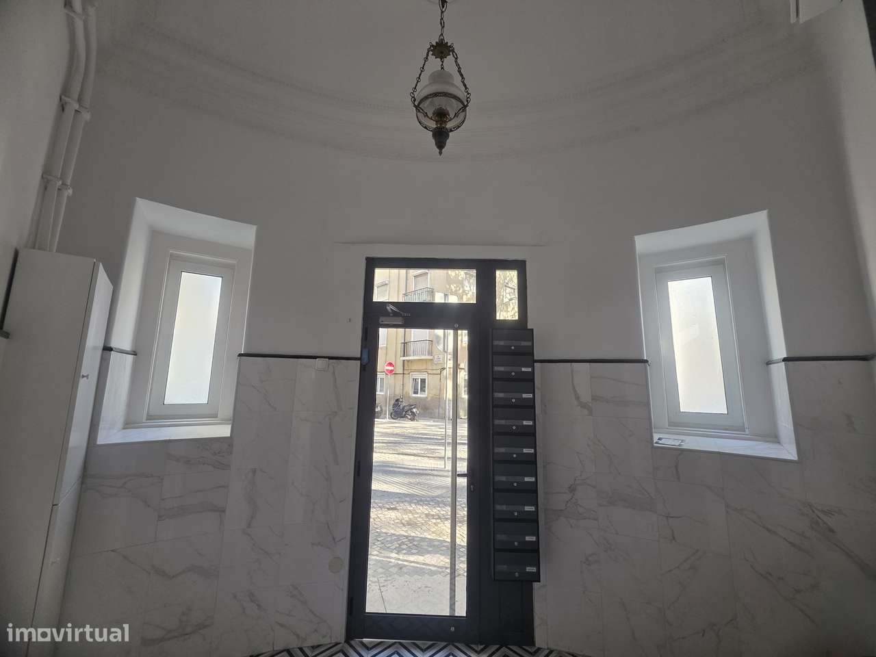 Apartamento T3 a dois paços do Metro e Comboio-42