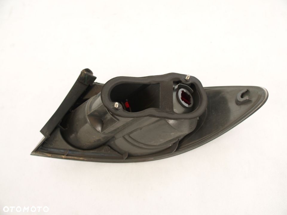 Mazada 6 Lampa lewa tylna lewy tyl VI 03-08r hatchback - 3