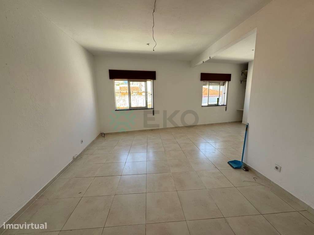 Apartamento t1 à venda na Rua da Capelinha-10
