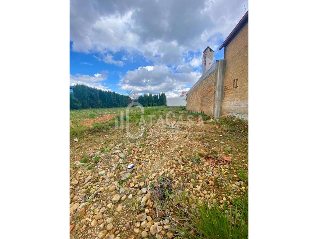 Terreno com Projeto aprovado para venda no centro de Sangalhos - Grande imagem: 3/7