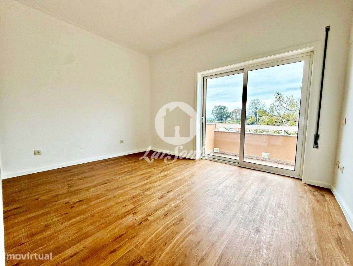 Apartamento T3, totalmente renovado, com Box, Águas Santas, Maia-16
