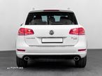 Volkswagen Touareg 3.0 V6 TDI BMT - 5