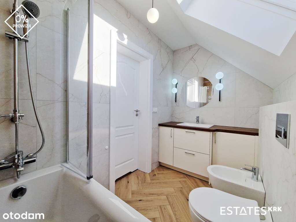 Nowoczesny dom z 5 pokojami, 2 łazienkami, Kraków-13