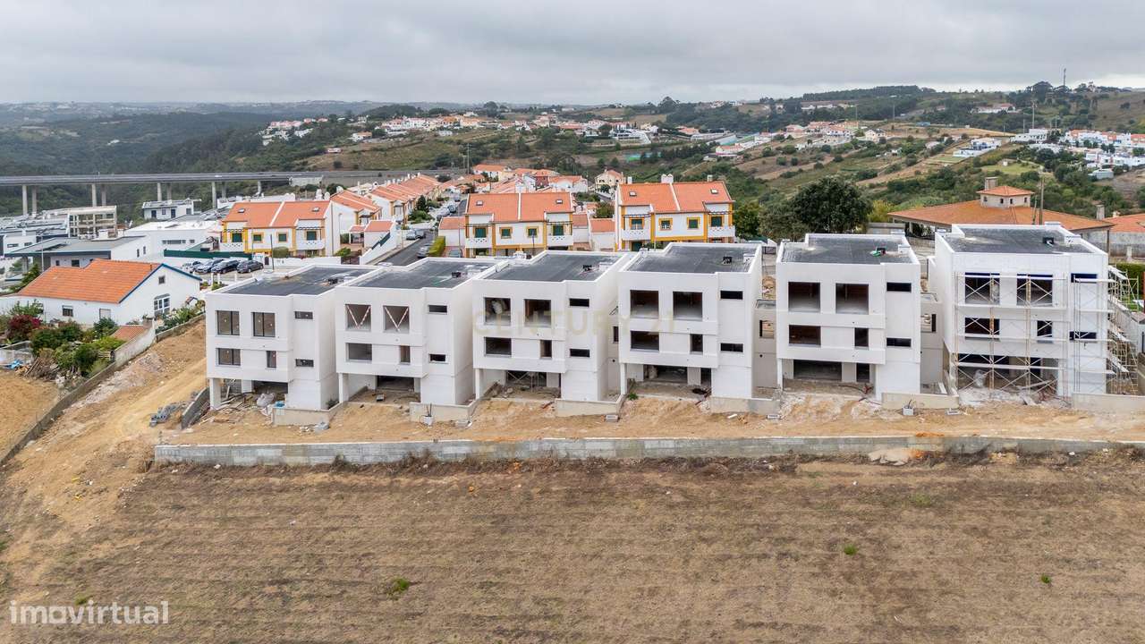 Moradia NOVA Moderna T4: Conforto, Modernidade e Vistas Deslumbrantes - Grande imagem: 2/29