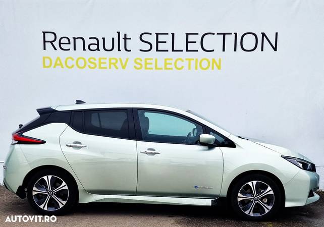 Nissan LEAF N-Connecta - 9