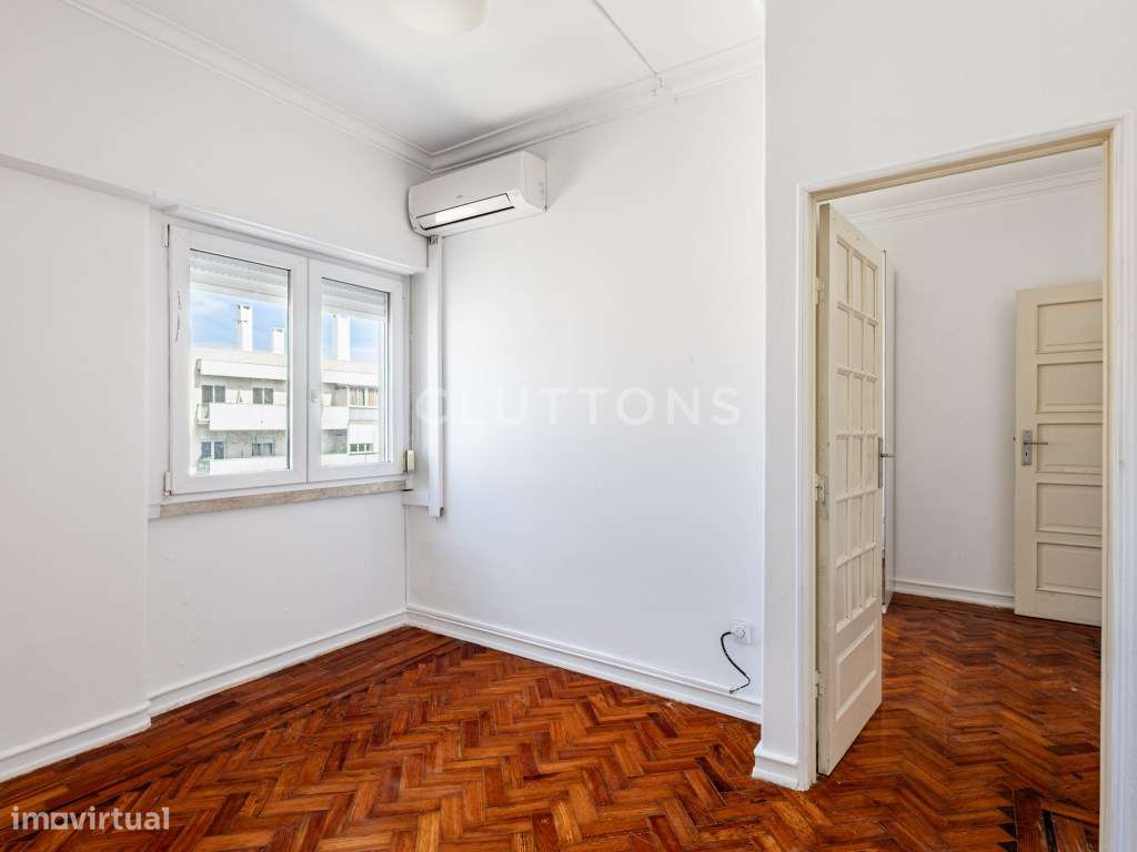 Apartamento T1+1 Penha França com vista desafogada-24