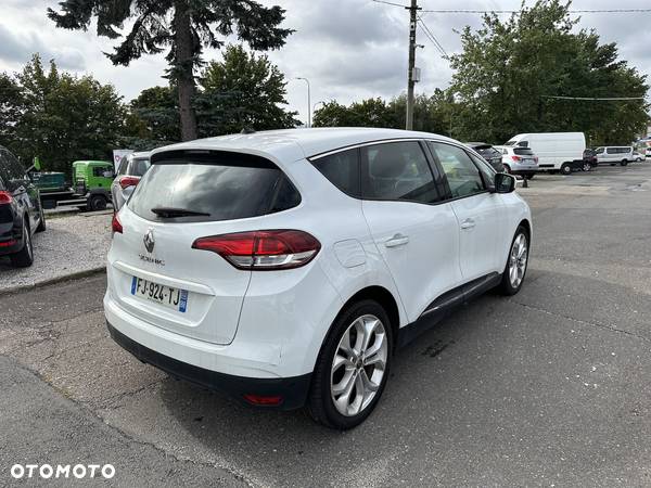 Renault Scenic - 12