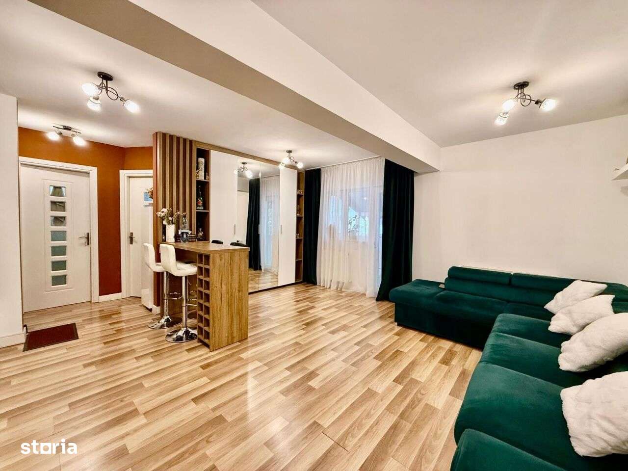 2 Camere 136 mp Mobilat Utilat Curte Loc Parcare