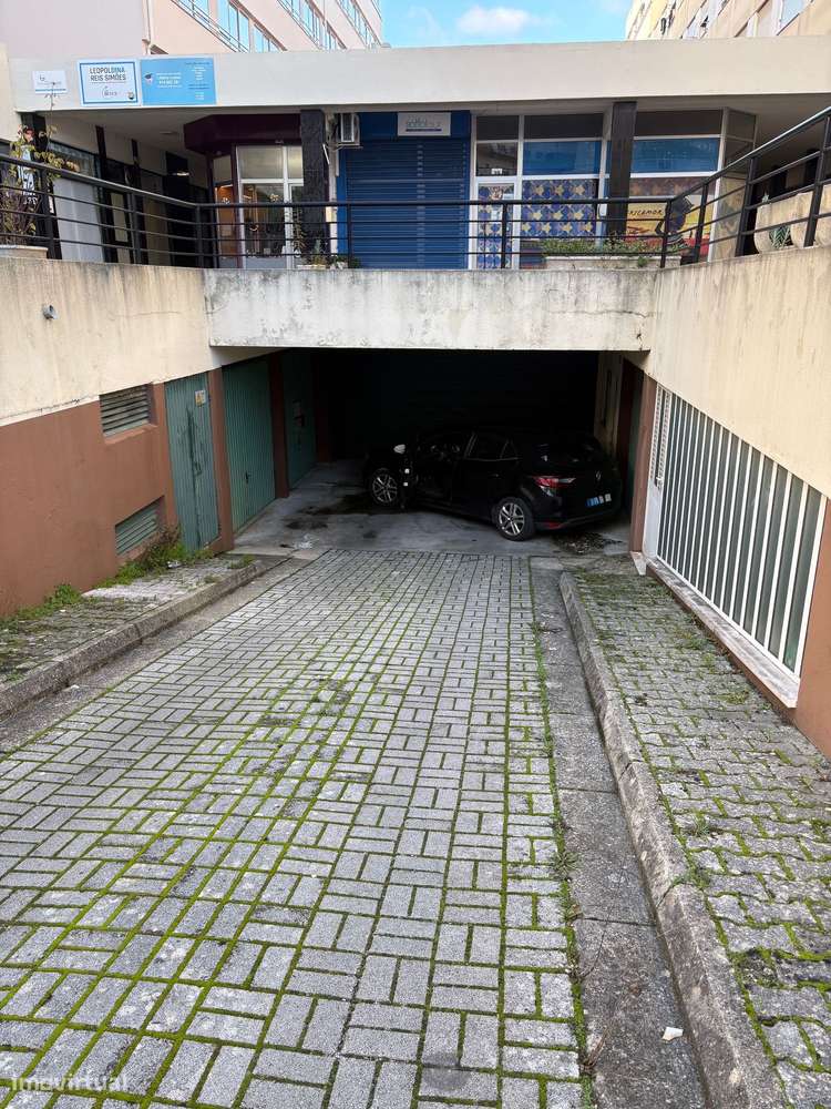 Garagem, Fátima, 2495-651 - Grande imagem: 2/3