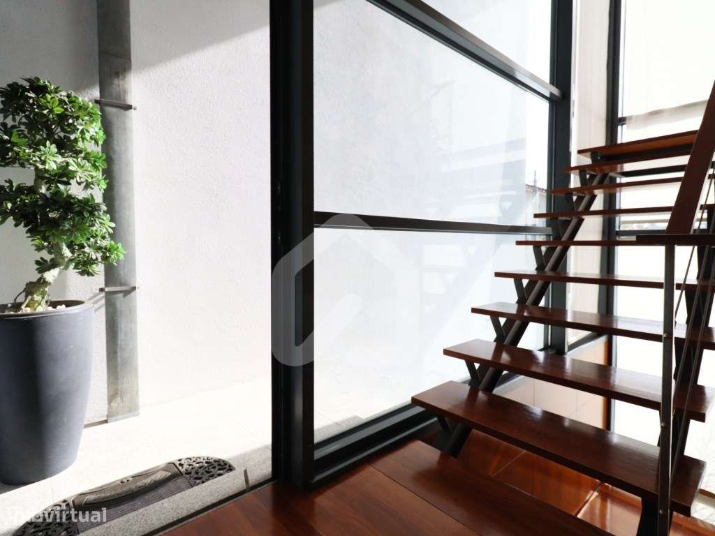 Moradia T3 + T0 em Condomínio Fechado com Piscina à Venda em Vila N...-4