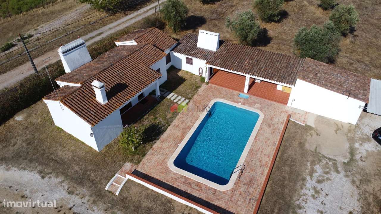 Quinta em Redondo com Monte e Vinha-2