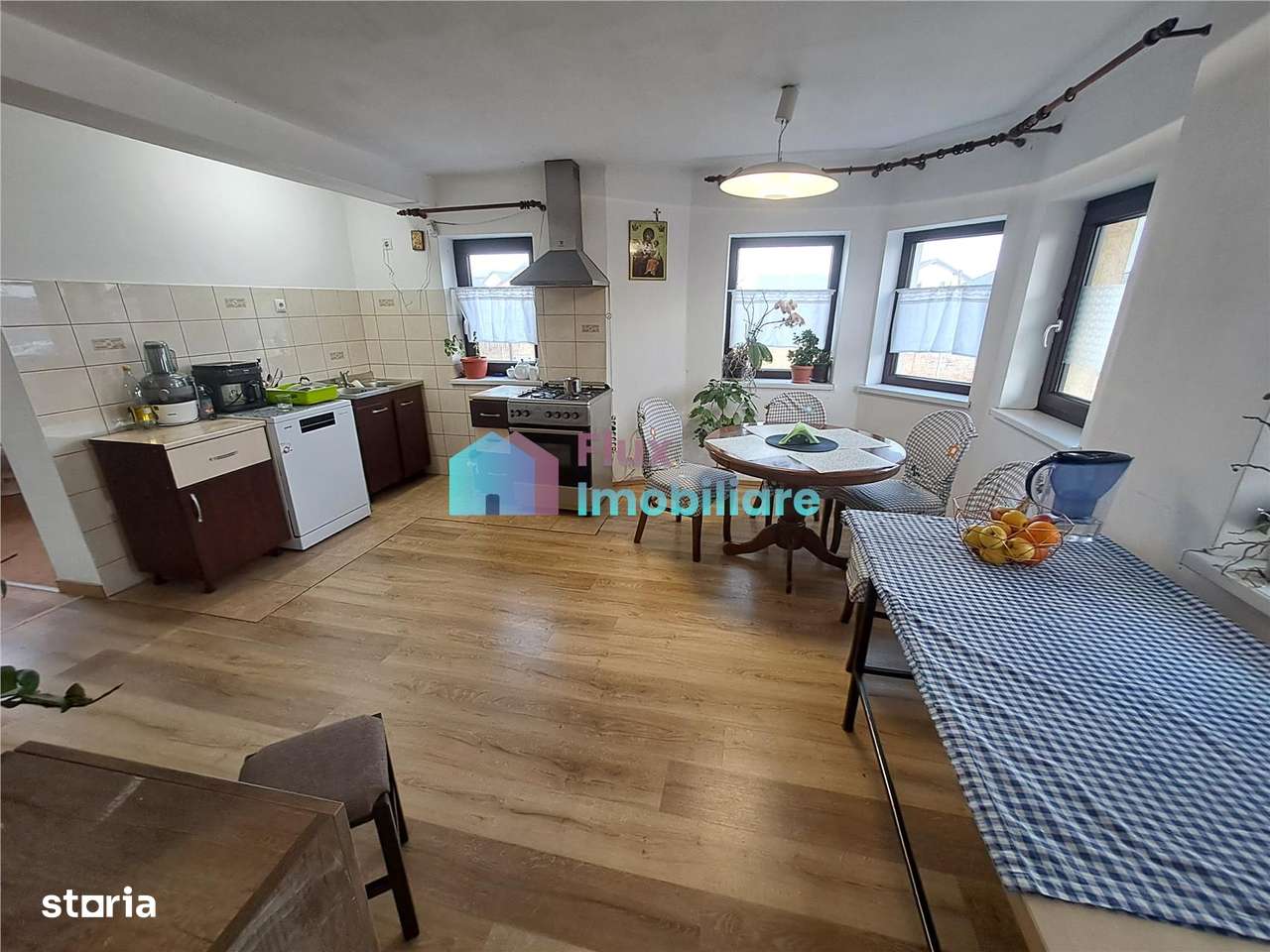 Casa finisata 480 mp teren Moara Nica - Imagine principală: 5/18