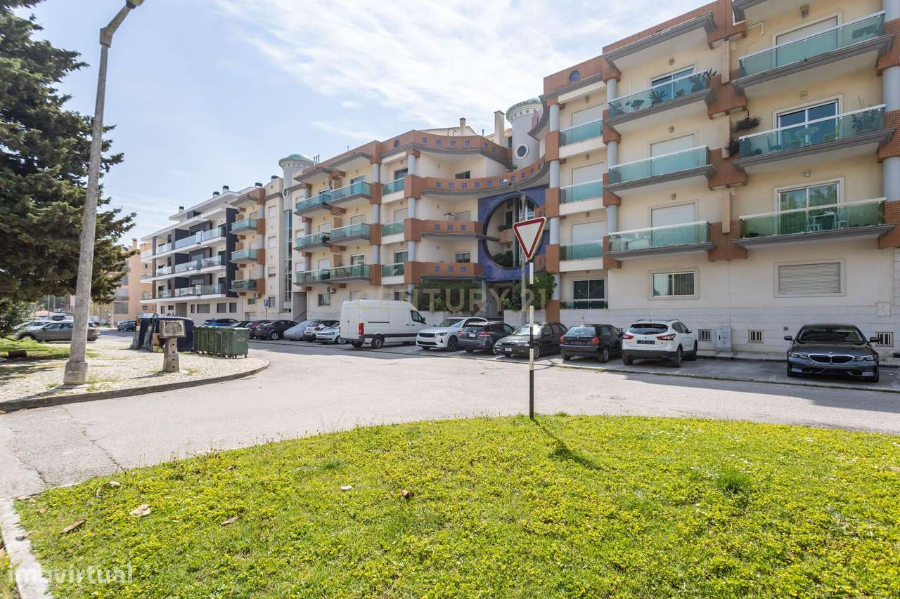 Apartamento Duplex em Santo António da Caparica com 6 assoalhadas - Grande imagem: 5/60