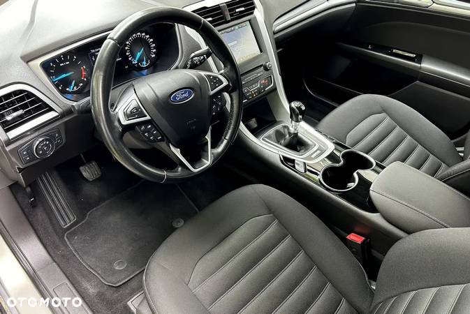 Ford Mondeo - 7