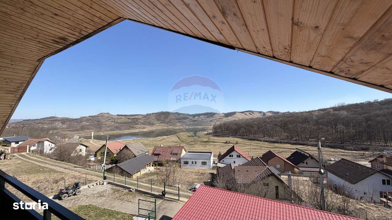 Casă cu vedere spectaculoasă - pentru locuit sau investiție turistică-17