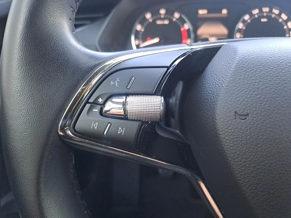 SKODA OCTAVIA Ambition 1.5 TSI 150 KM Salon PL ASO VAT-23%