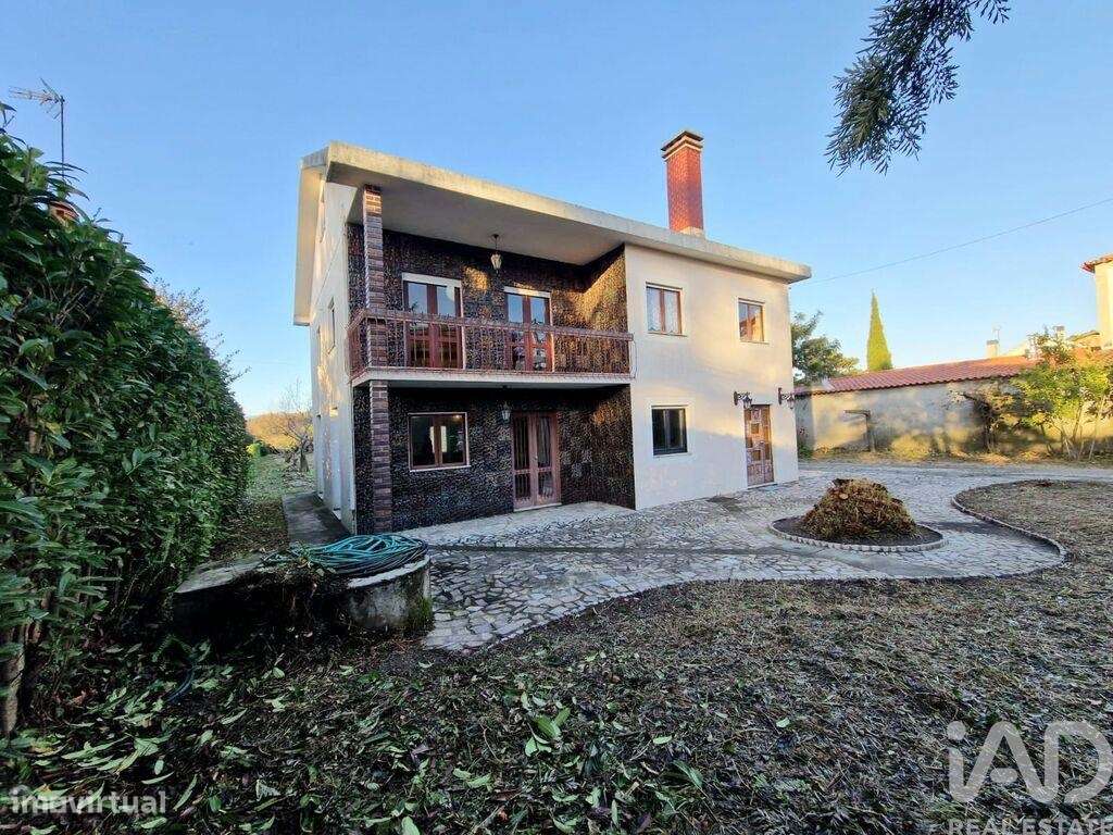 Moradia isolada T3 em Vila Franca de 200 m2 - Grande imagem: 2/40