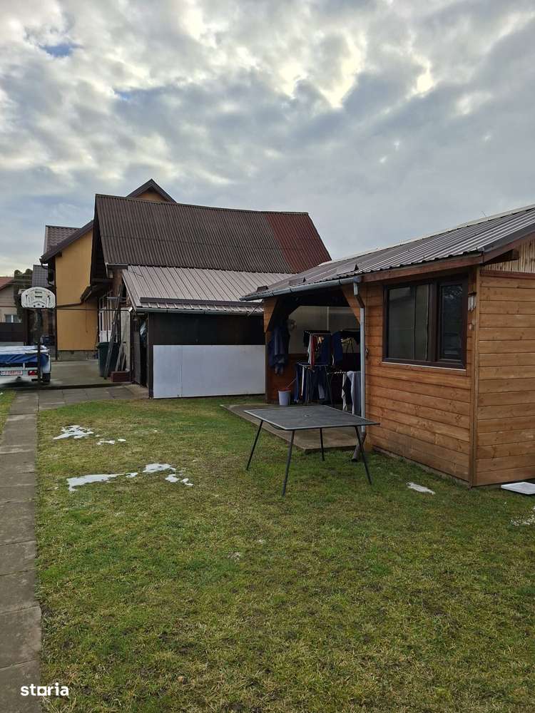 Casă modernă deosebită în Florești – 2 corpuri-3