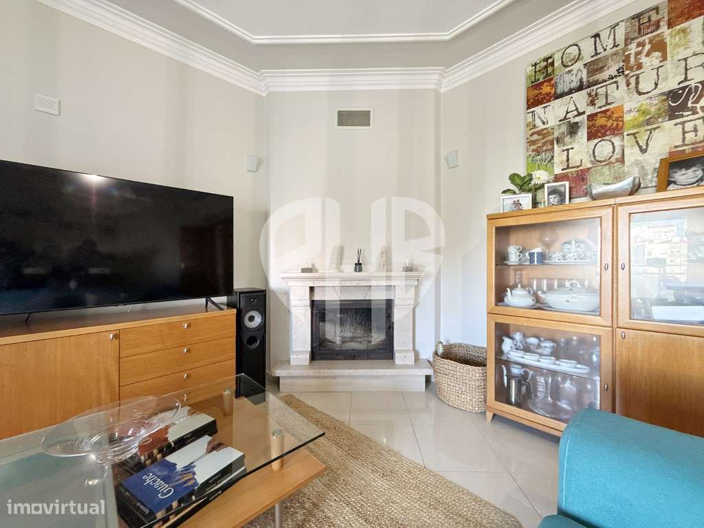 Apartamento T3 / C/Parqueamento // Santa Marta Corroios-19