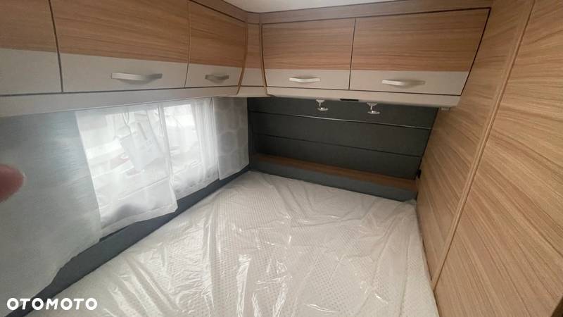 Dethleffs Camper 560 FMK - 17