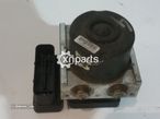 ABS FORD FOCUS Focus C-Max (10.2003 - 03.2007) Usado - 1