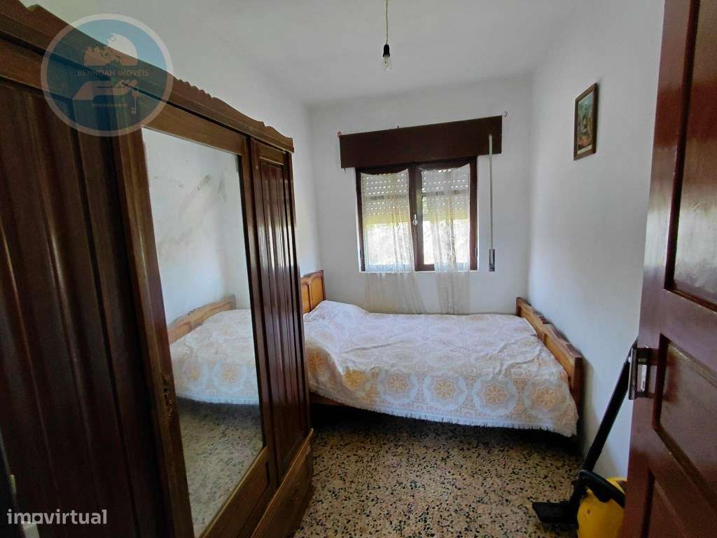 Casa Geminada T3 com Terreno Outerinho, Cabeceiras de Basto-22