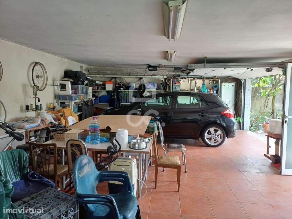 Moradia Térrea T4 em Palmeira, Santo Tirso-16