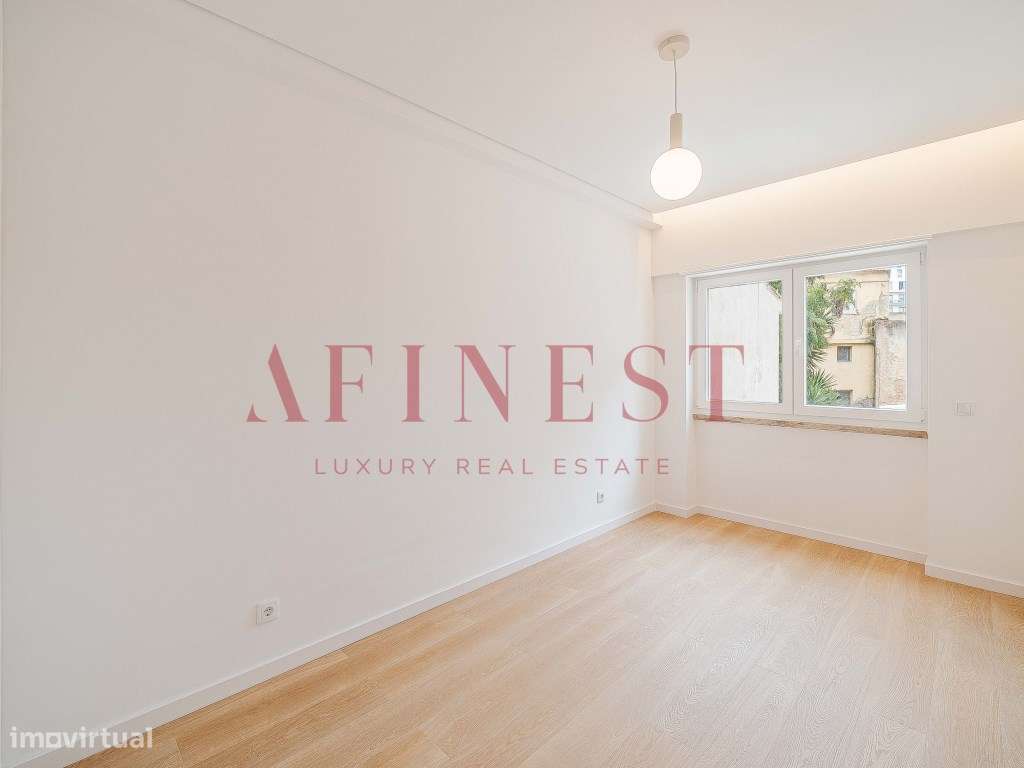 T2 Totalmente Remodelado | Graça | 70m² | Nascente/Poente | Varanda...-22