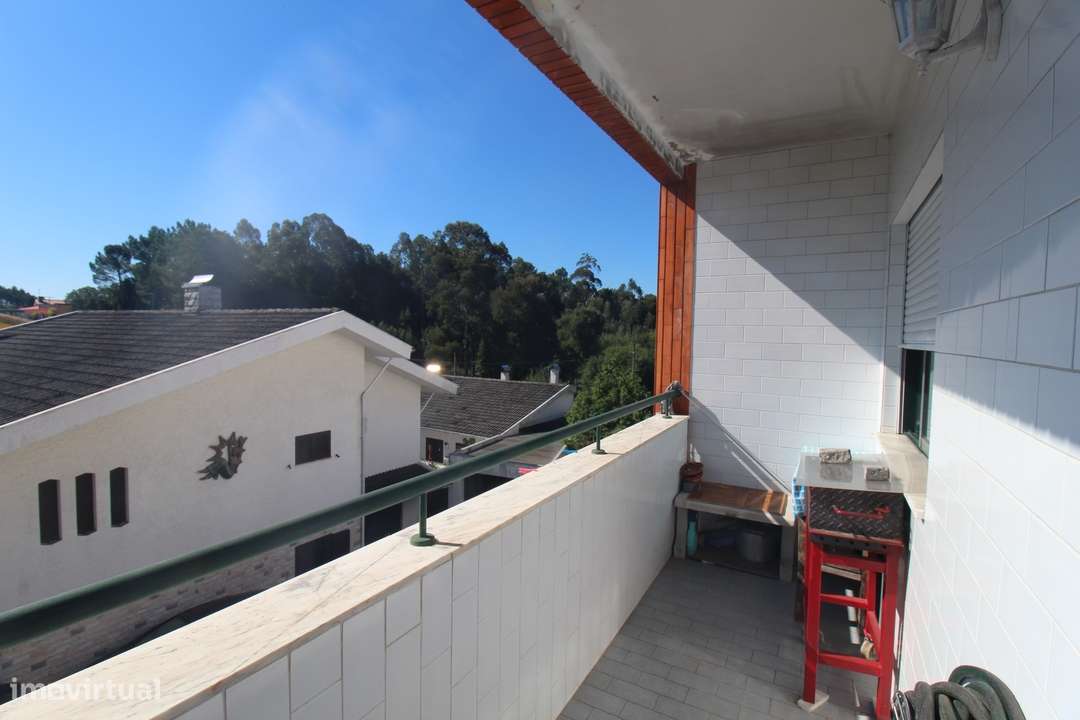 Apartamento T3 São João de Ver-18