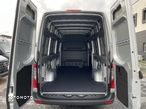 Mercedes-Benz Sprinter - 8