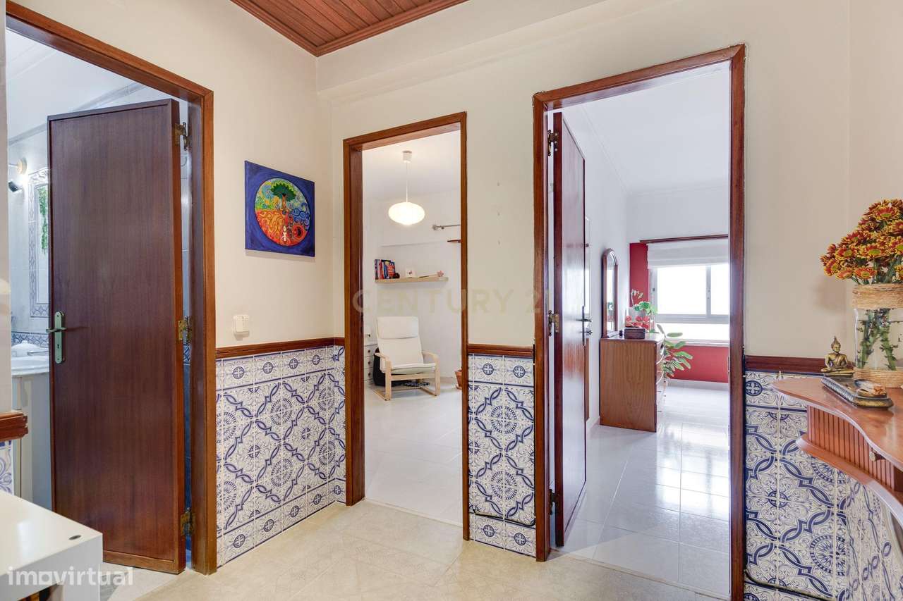 T2 em Bom Sucesso, Alverca-10