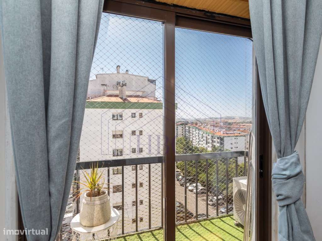 Apartamento T2 em Rio de Mouro - Conforto, Luz Natural e Excelente ...-25