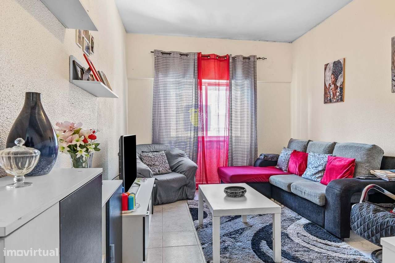 Apartamento T3 Mercês, Rio de Mouro!-5