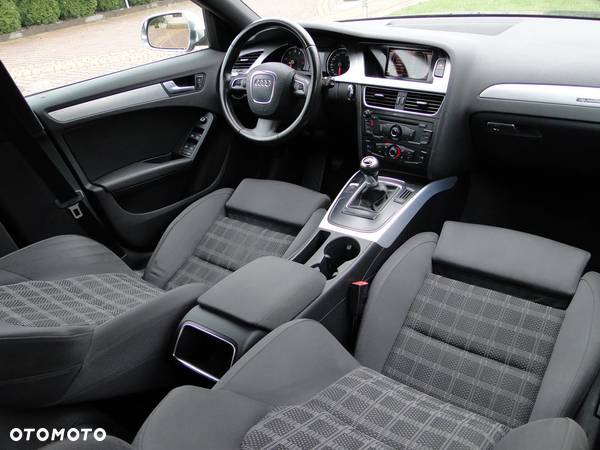 Audi A4 2.0 TFSI Limited Edition - 23