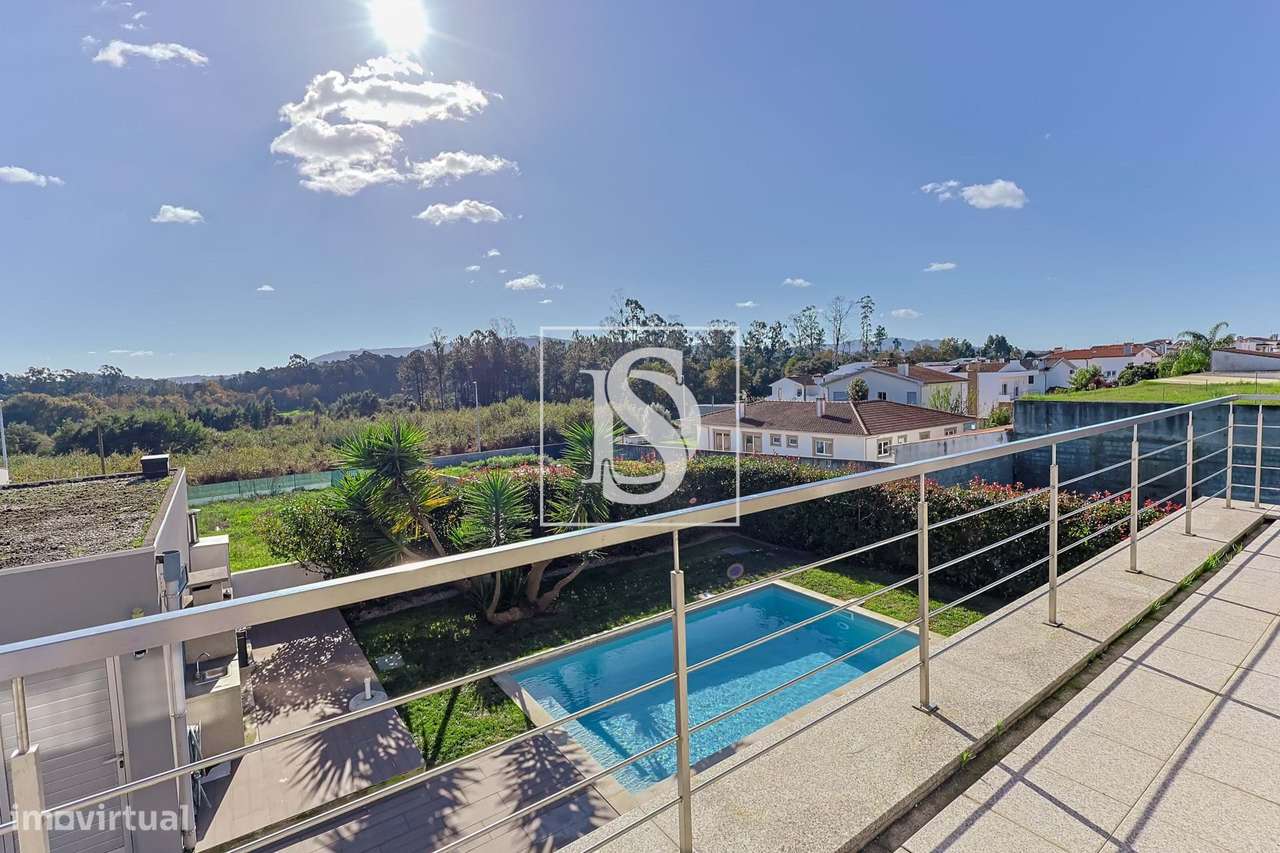 Moradia Isolada com PISCINA, em Tamel (São Verissimo)!-21