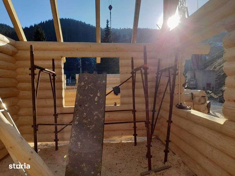 Cabana busteni, diam 25cm, supraf total 60mp - Imagine principală: 4/7