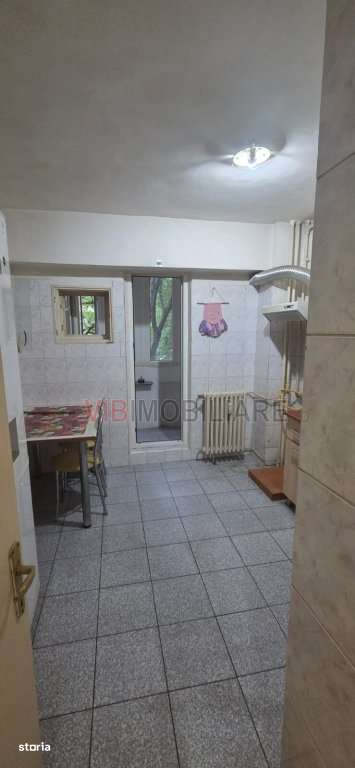 Calea Calarasilor- Decebal -Bloc mixt - 5 minute metrou P-ta Muncii - Imagine principală: 3/7