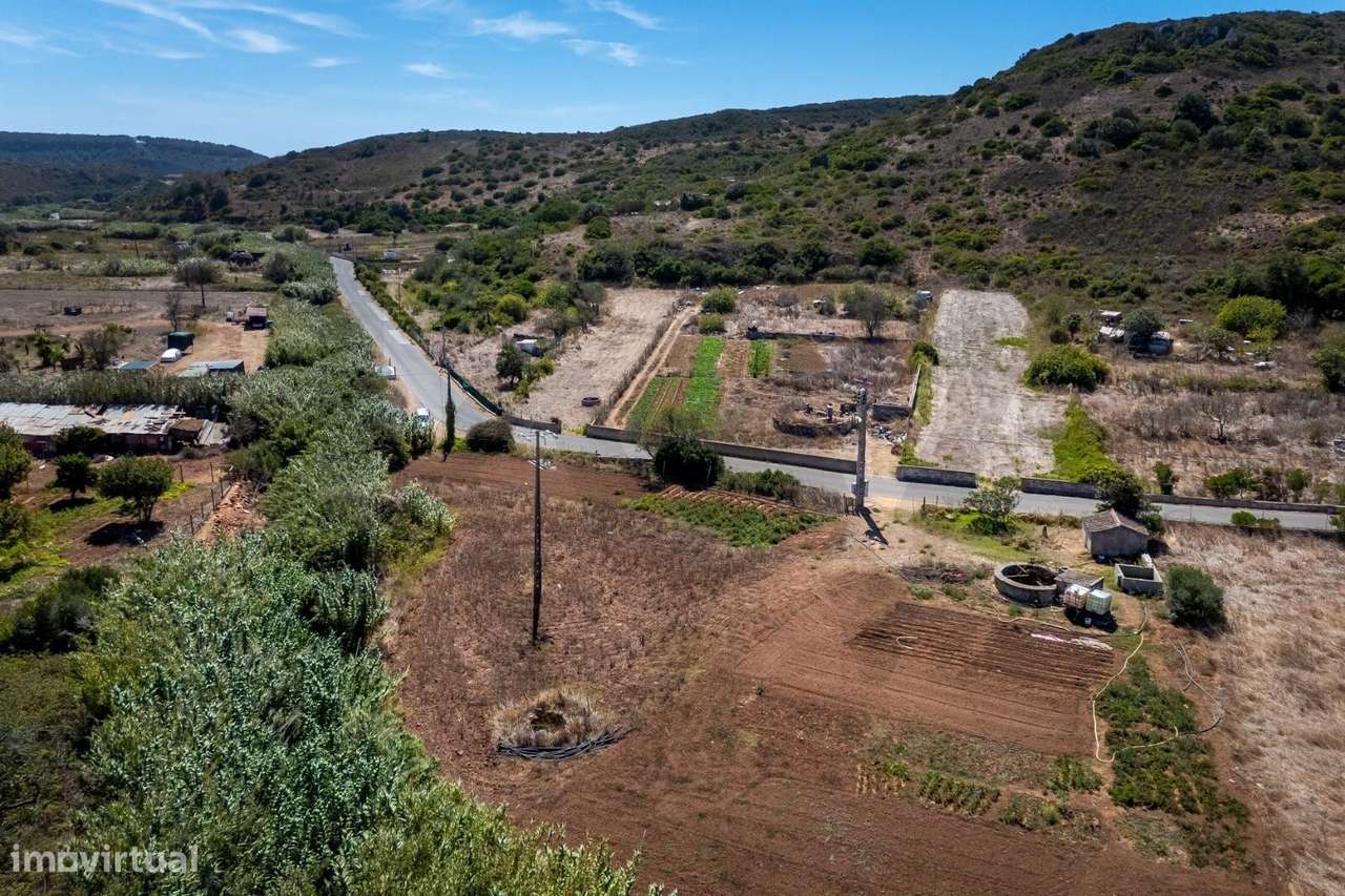 Conjunto de dois terrenos em Budens - Grande imagem: 4/10