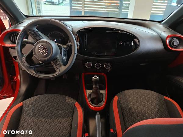 Toyota Aygo X 1.0 VVT-i Style - 6