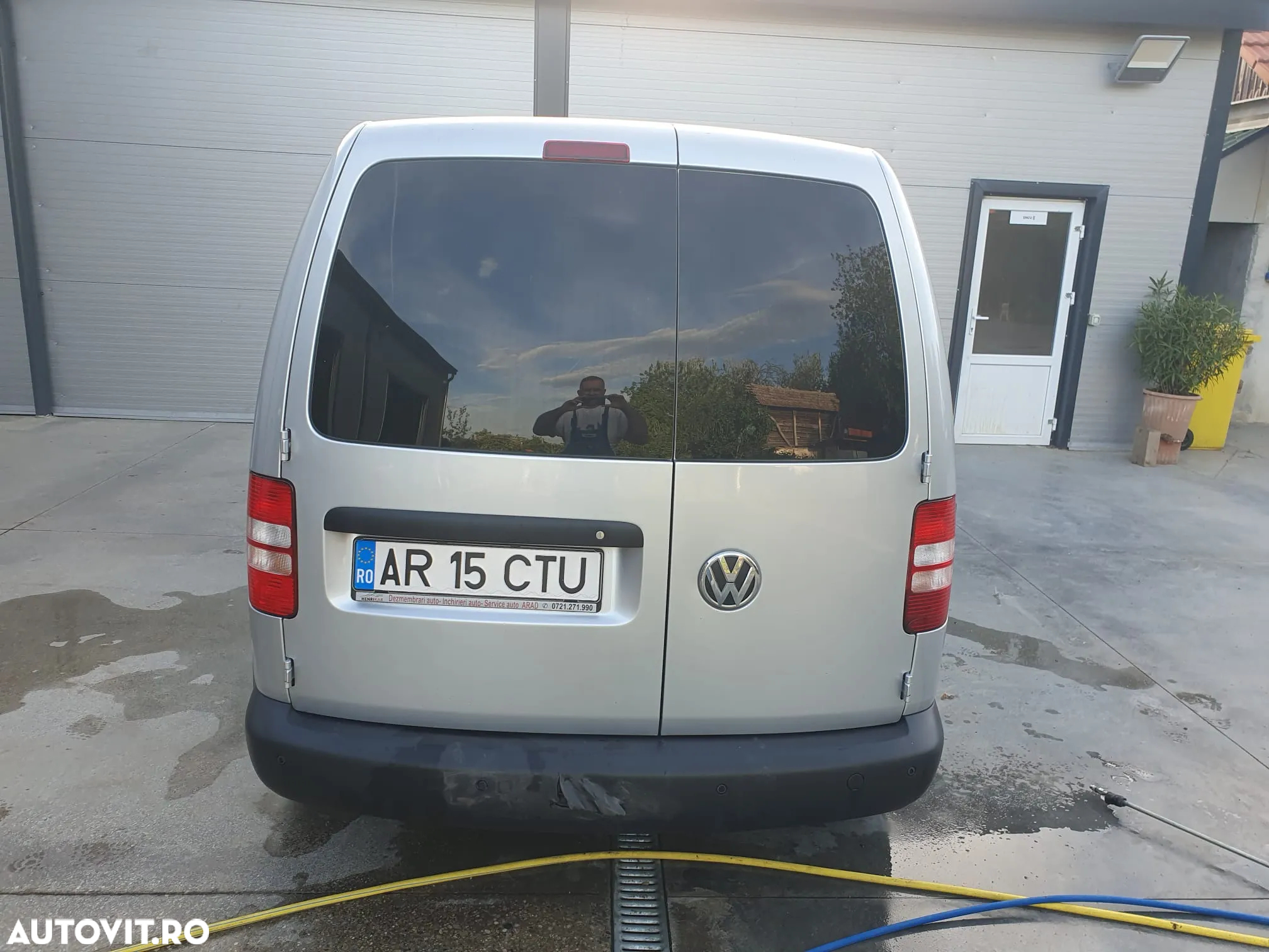 Volkswagen Caddy - 9