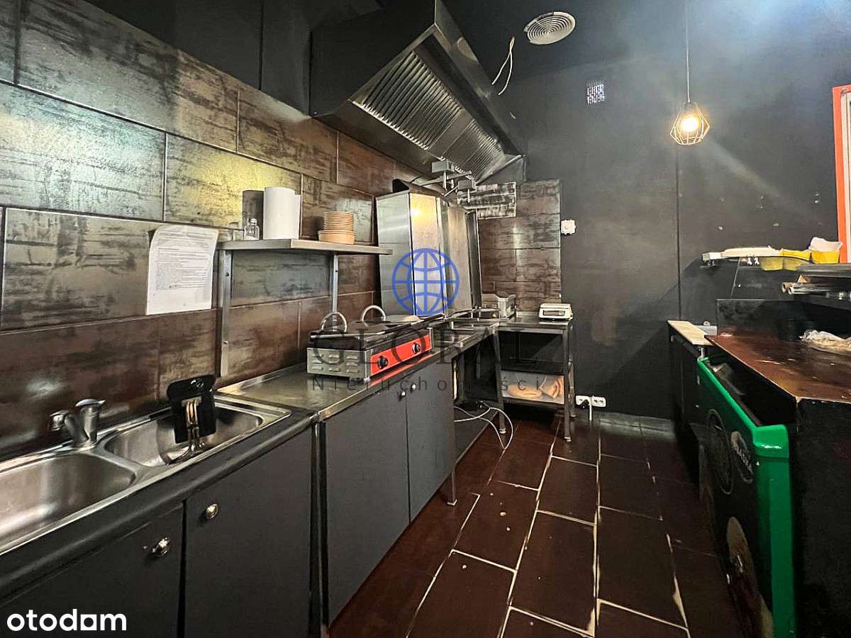 Pawilon gastronomiczny/ vis-à-vis Politechniki-3